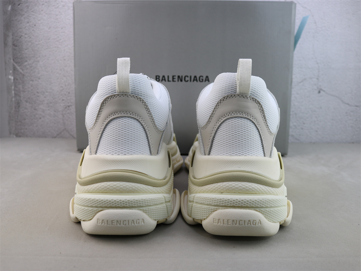 G5 Batch Balenciaga Triple S In White 524036W2CA19000